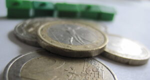 House Hacking With Kids 2 euro coin